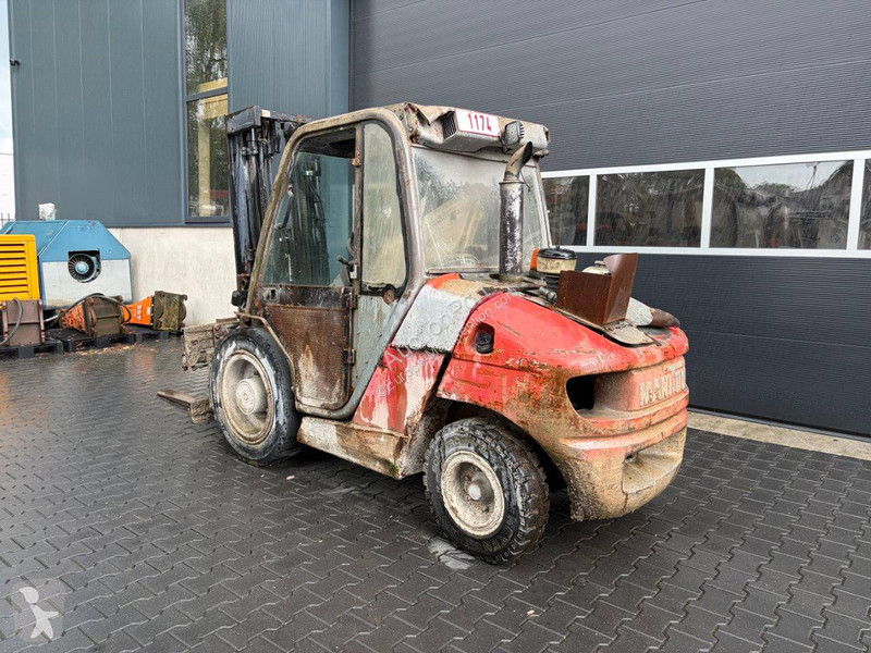 Teleskopický manipulátor Manitou MSI 35