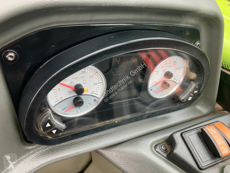 رافعة شوكية تلسكوبية Claas 741 Varipower