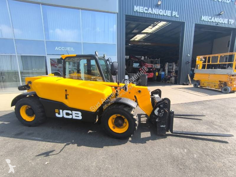 Телескопичен товарач JCB 525-60
