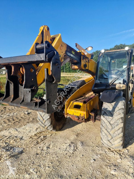 Телескопичен товарач JCB 5TC