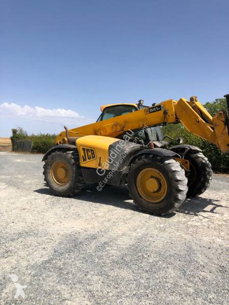 Телескопический погрузчик JCB Agri