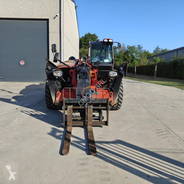 رافعة شوكية تلسكوبية Manitou