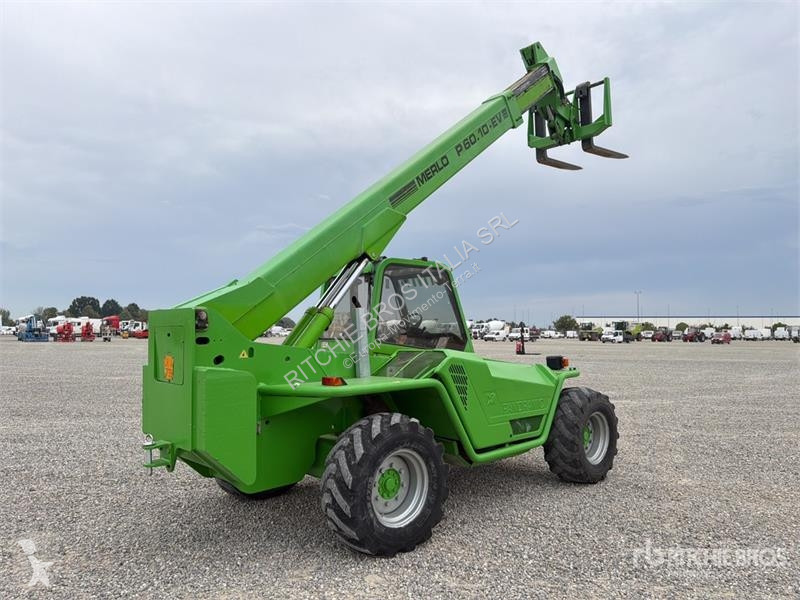 Телескопічний навантажувач Merlo P60.10EV