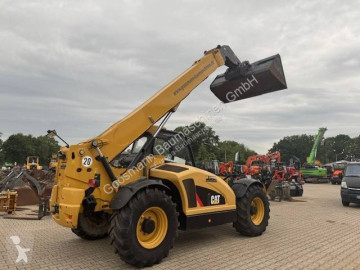 Телескопічний навантажувач Caterpillar TH414