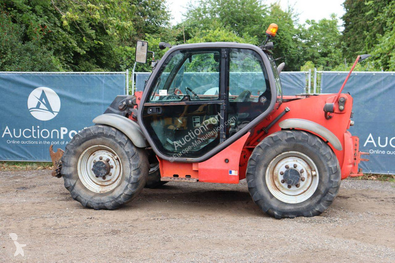 伸缩臂叉车 Manitou