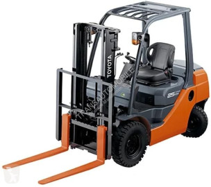 Carretilla diesel Toyota nueva