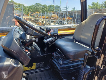 Chariot télescopique JCB