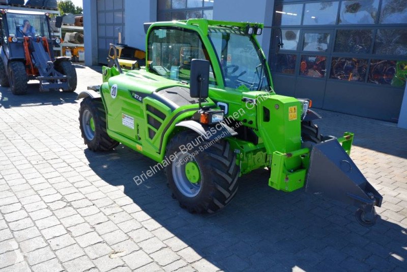Chariot télescopique Merlo P 27.6 Plus
