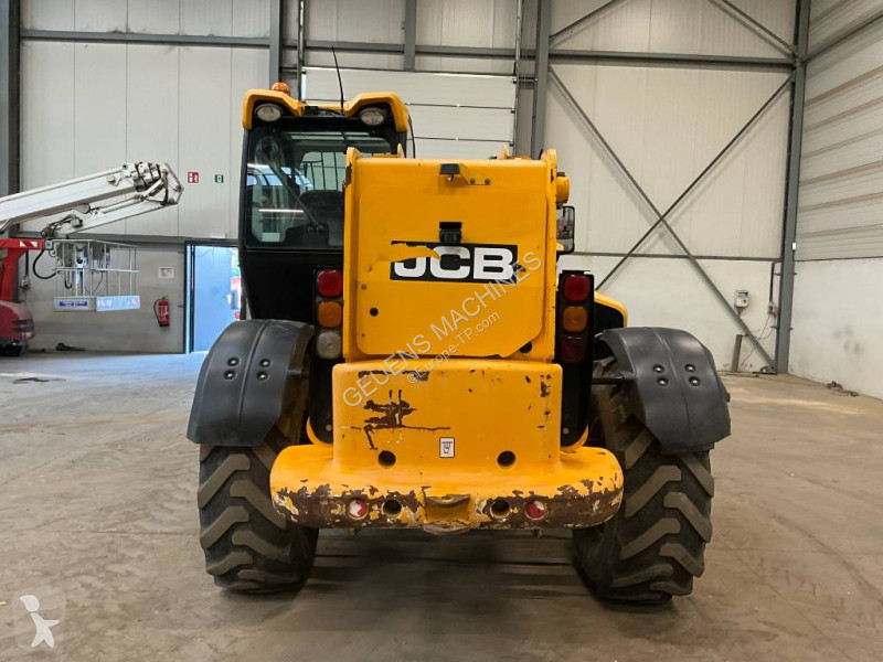 Chariot télescopique JCB