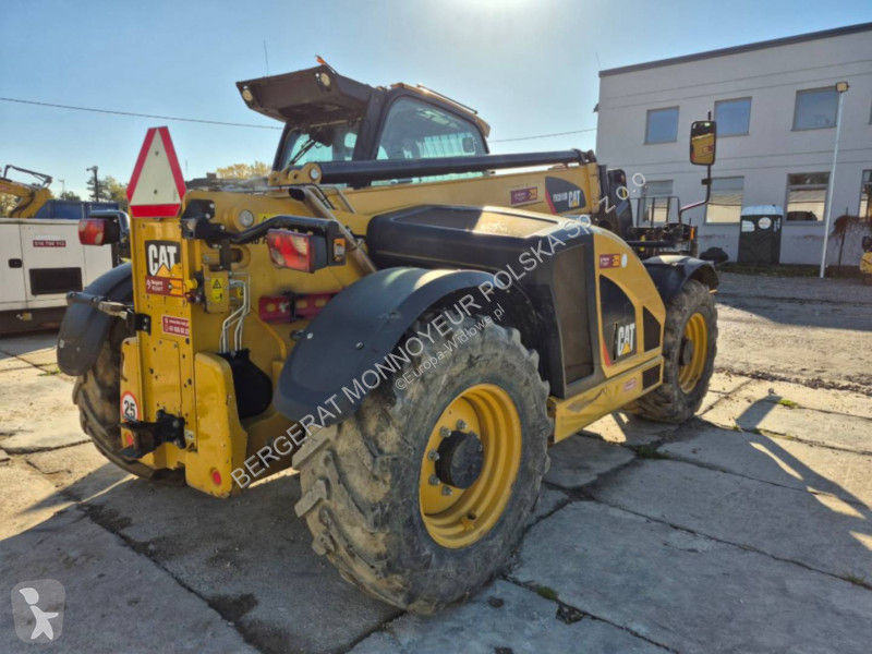 Teleskopický vozík Caterpillar TH3510D
