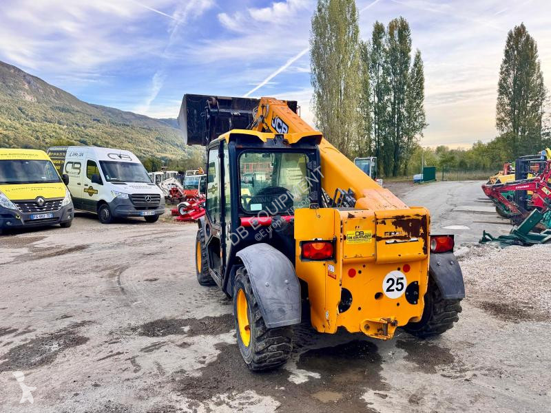 رافعة شوكية تلسكوبية JCB  525-60  Chariot...