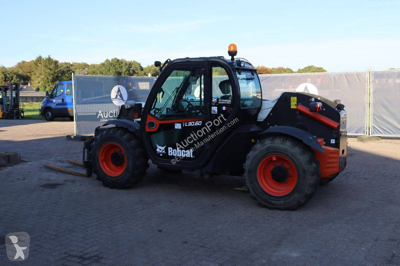 Empilhador telescópico Bobcat PF1/TL30.60