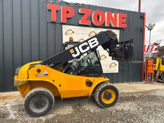 Chariot télescopique JCB