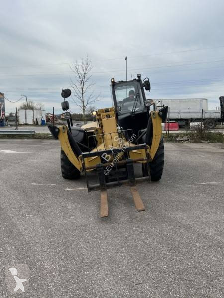 Teleskopický vozík Caterpillar TH360B