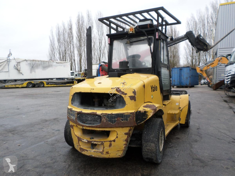 Chariot télescopique Yale GDP80VX
