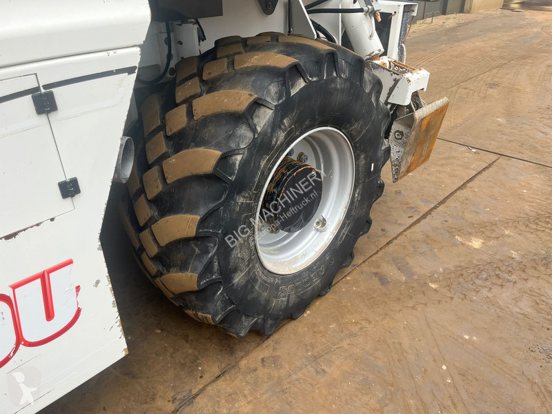 رافعة شوكية تلسكوبية Manitou MRT2150+ plus...