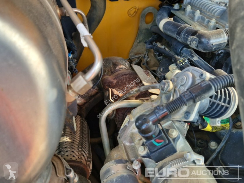 رافعة شوكية تلسكوبية JCB 540-140 Hi Viz