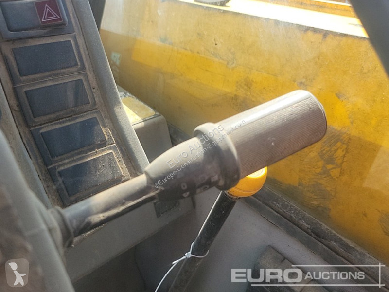 Teleskopický vozík JCB 525-67