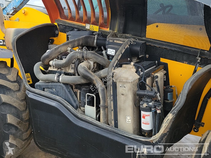 Teleskopický vozík JCB 540-140 Hi Viz