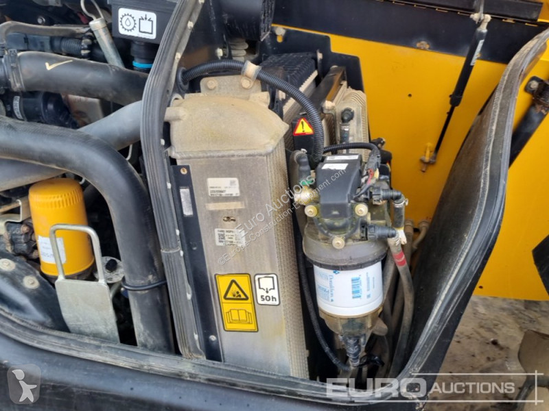Teleskopický vozík JCB 540-140 Hi Viz