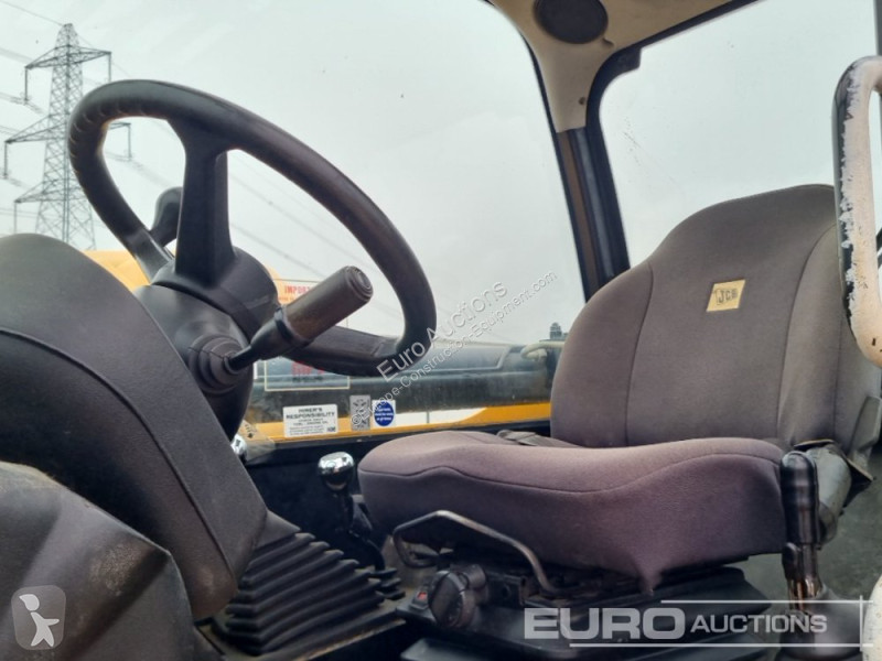 Teleskopický vozík JCB 540-140 Hi Viz