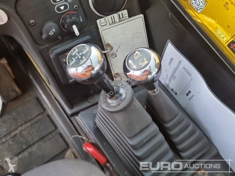 Teleskopický vozík JCB 531-70
