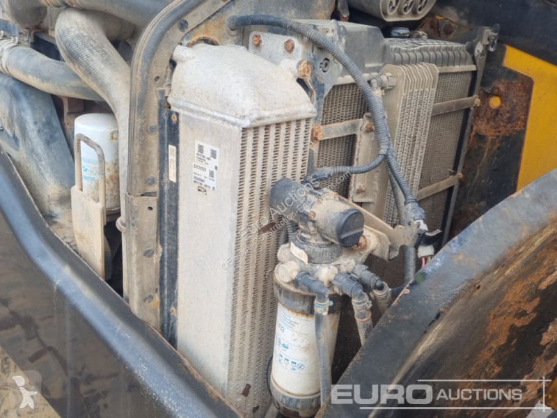 Teleskopický vozík JCB 531-70