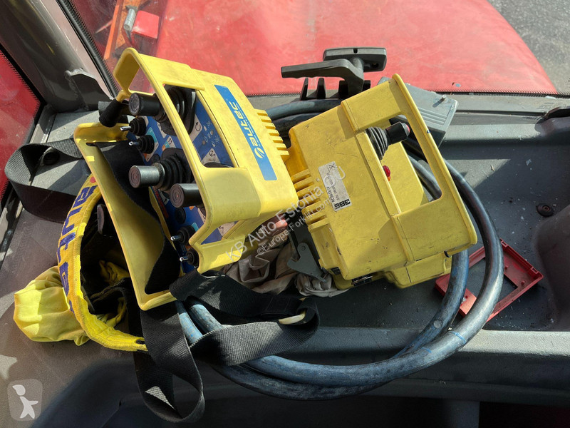 Teleskopisk truck Manitou MRT 3050 WINCH + HOOK...