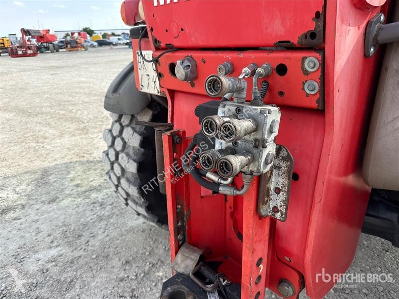 Телескопічний навантажувач Manitou...