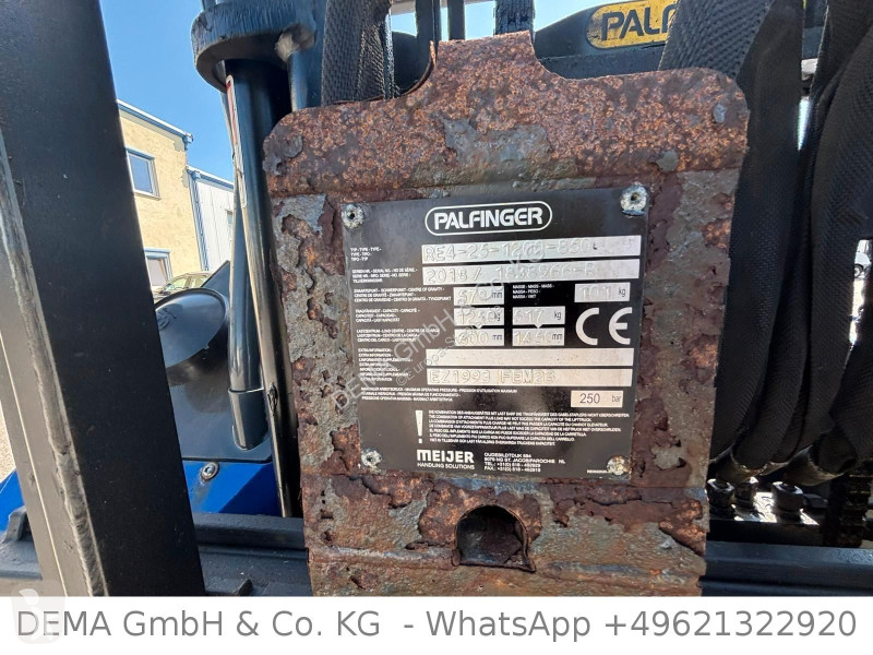 رافعة شوكية محمولة Palfinger F3 151...