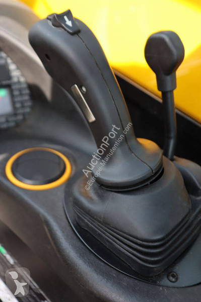 Телескопический погрузчик JCB 514-40 CON