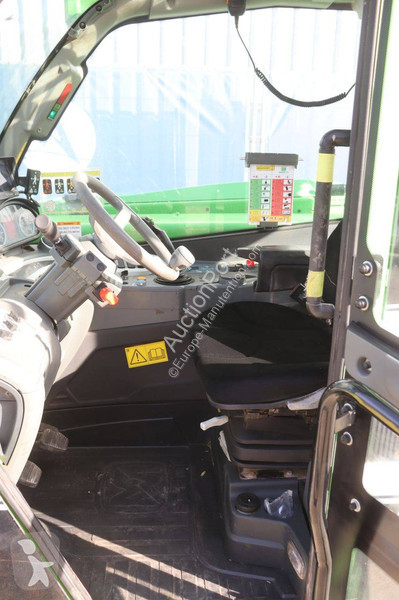 Merlo P27.6 PLUS telescopic handler