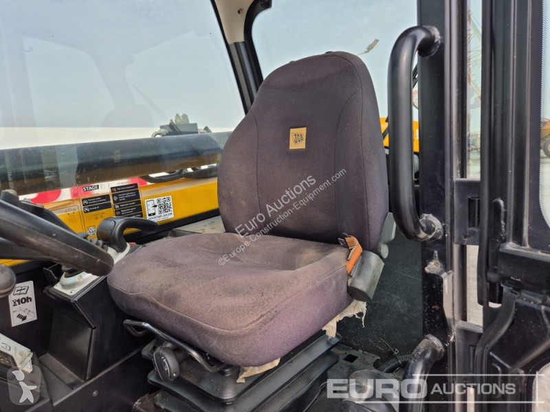 رافعة شوكية تلسكوبية JCB 540-170