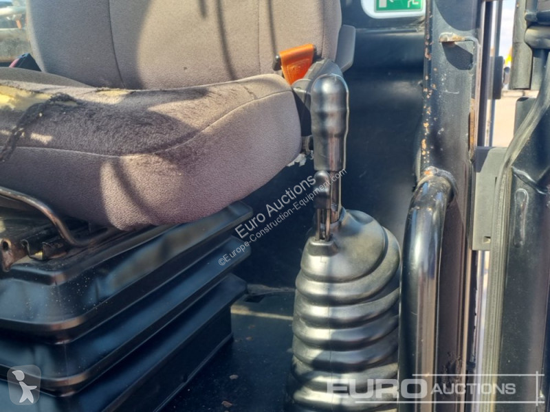 رافعة شوكية تلسكوبية JCB 540-140 Hi Viz