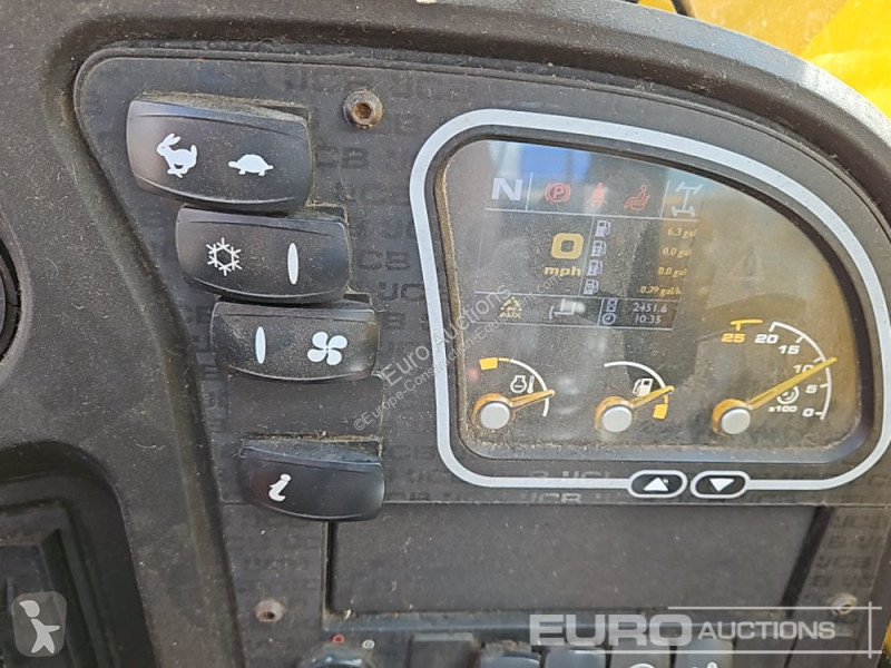 Teleskopický vozík JCB 525-60 Hi Viz