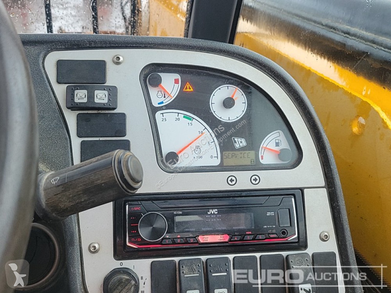 Teleskopický vozík JCB 535-140 Hi Viz