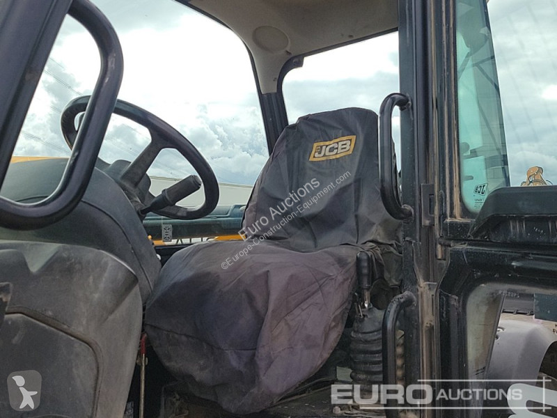 Teleskopický vozík JCB 540-140 Hi Viz