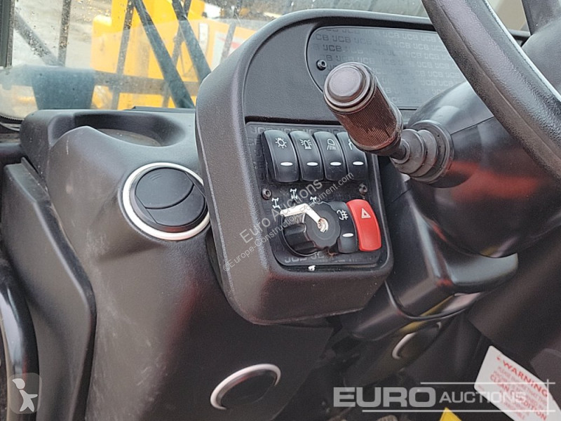 Teleskopický vozík JCB 540-170