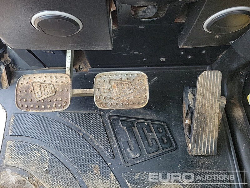 Teleskopický vozík JCB 540-140 Hi Viz