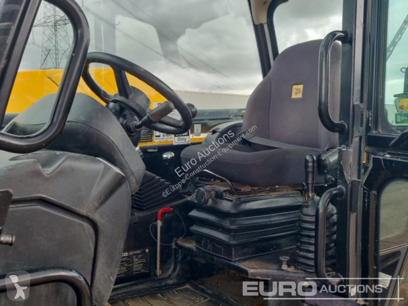 Teleskopický vozík JCB 540-140 Hi Viz