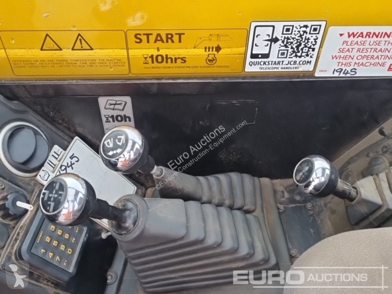 Teleskopický vozík JCB 535-95