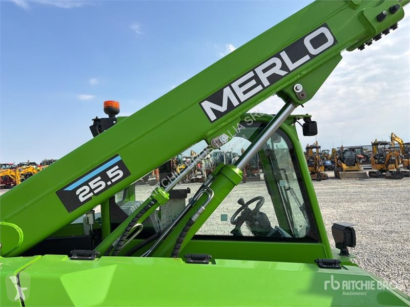Încărcător telescopic Merlo E-Worker 25.5-90...