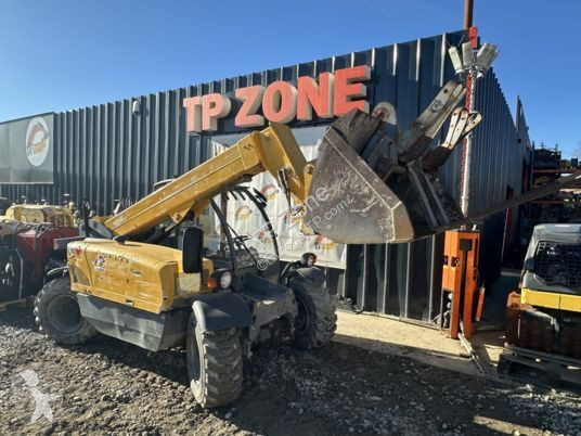 Empilhador telescópico Terex TELELIFT 2506