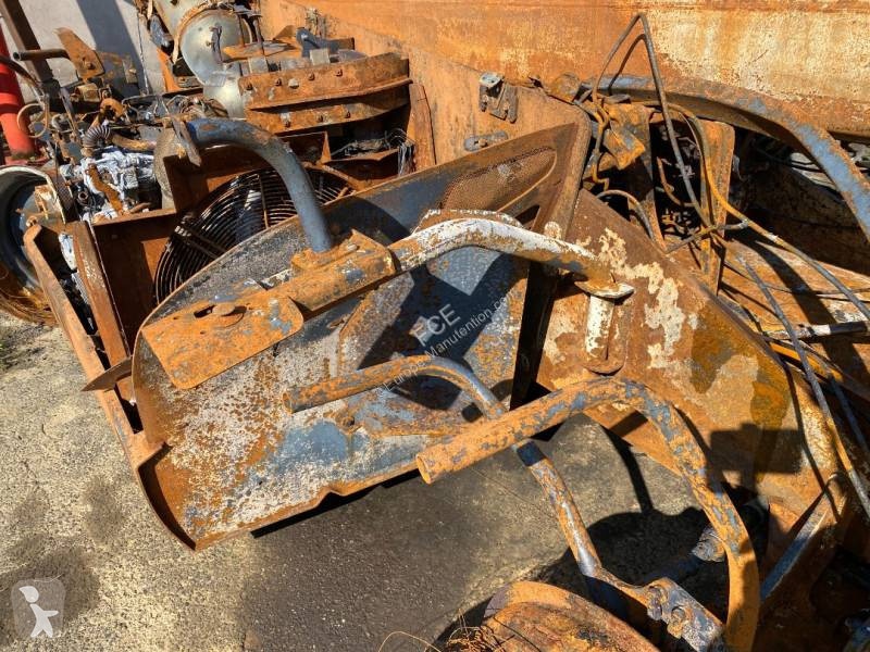 Încărcător telescopic Manitou MLT 737 endommagé