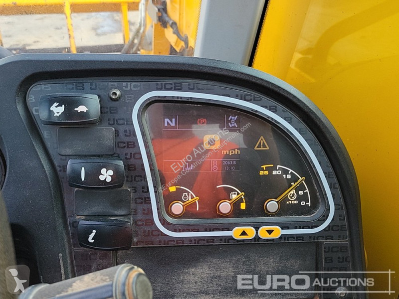 Teleskopický vozík JCB 525-60 Hi Viz