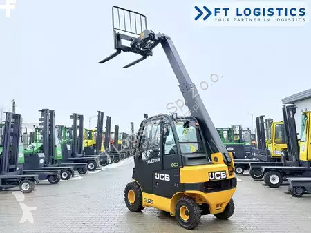 Teleskopický manipulátor JCB