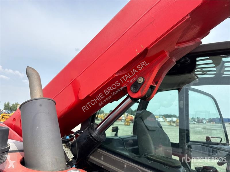 Телескопічний навантажувач Manitou...