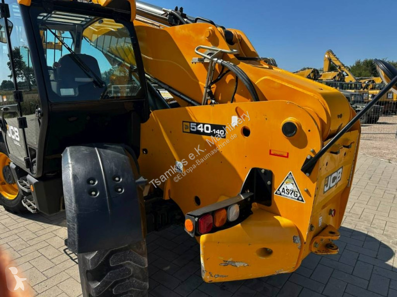 Carretilla telescópica JCB HiViz...