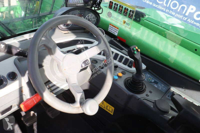 Merlo P27.6 PLUS telescopic handler