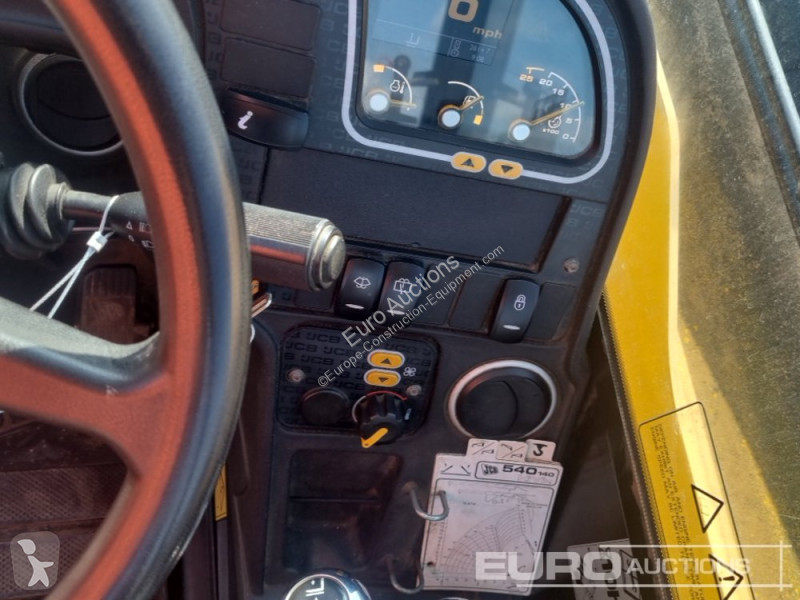 رافعة شوكية تلسكوبية JCB 540-140 Hi Viz